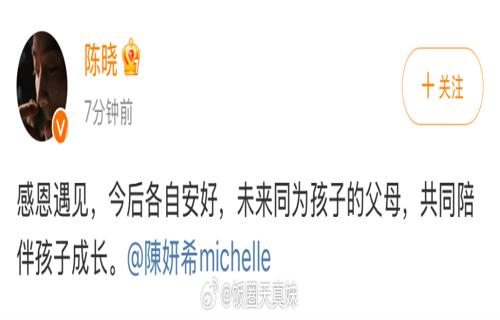 她的歌声如同天籁之音让人陶醉其中无法自拔