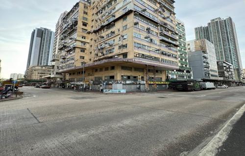 零部件领域随着中国汽车市场的蓬勃发展对于高质量高性能汽车零部件的需求日益增长这迫使供应商们不断提高技